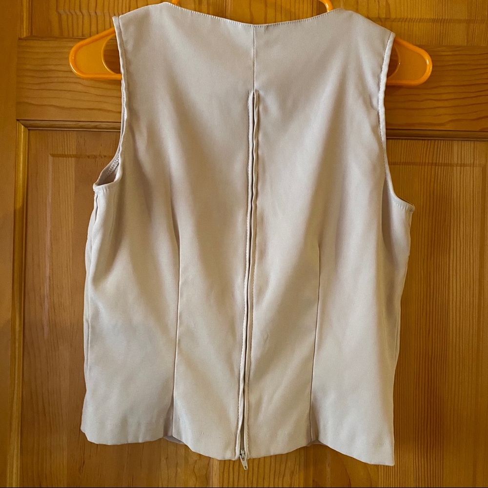 Victoria Ashley Blouse - Picture 2 of 3